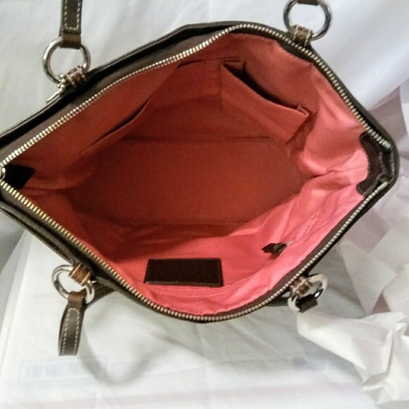 (NEW) Coach Purse - Picture 2 of 8